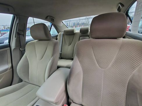 Used 2009 Toyota Camry LE FWD image 24