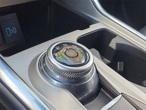 Used 2023 Ford Explorer Platinum w/ Technology Package image 23