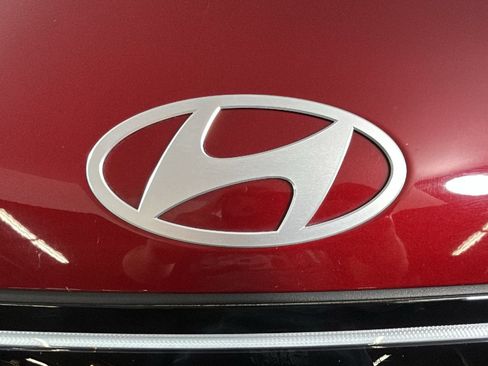 Used 2025 Hyundai Kona SEL AWD/4WD image 9