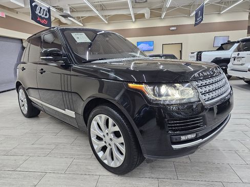 Used 2014 Land Rover Range Rover Supercharged image 4