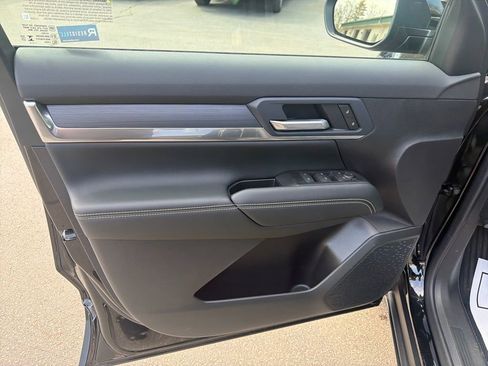 New 2026 GMC Terrain Elevation AWD/4WD image 11