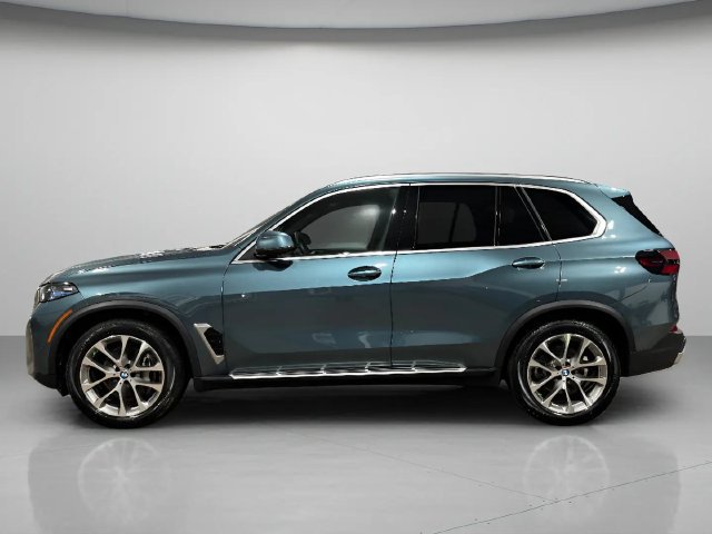 Used 2026 BMW X5 xDrive40i AWD/4WD image 7
