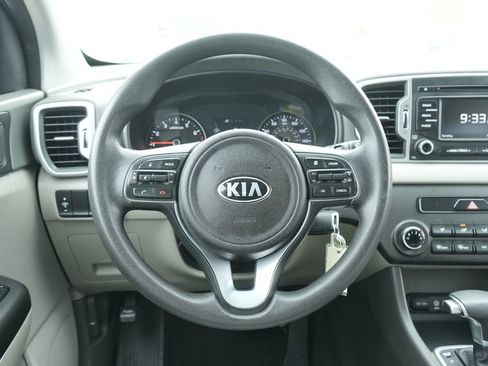 Used 2017 Kia Sportage LX image 15