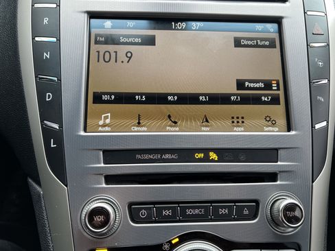 Used 2018 Lincoln MKZ Select w/ Technology Package image 23