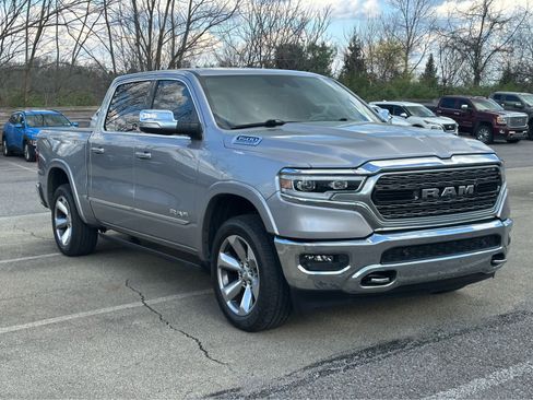 Used 2021 RAM 1500 Limited image 3