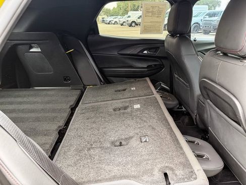 Used 2023 Chevrolet TrailBlazer RS w/ Sun and Liftgate Package image 20