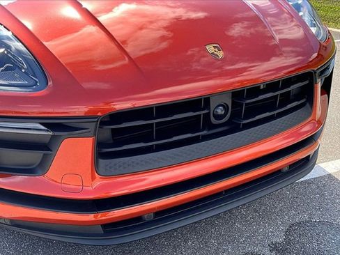 Used 2024 Porsche Macan image 29