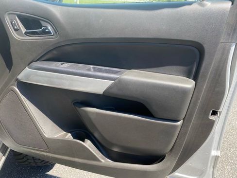 Used 2015 Chevrolet Colorado LT w/ LT Convenience Package AWD/4WD image 22