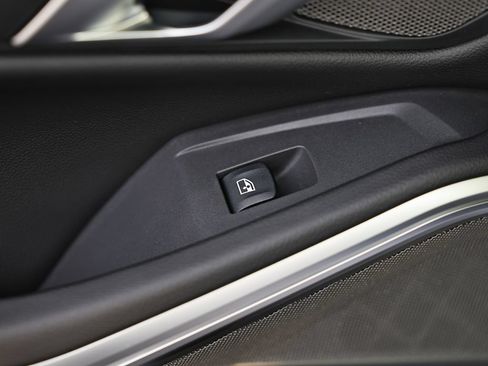 New 2026 BMW 330i Sedan w/ Premium Package RWD image 25
