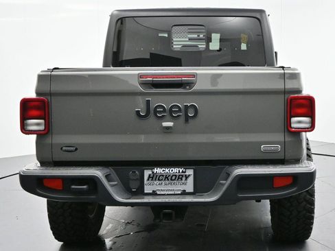 Used 2022 Jeep Gladiator Overland w/ Popular Equipment Package AWD/4WD image 6