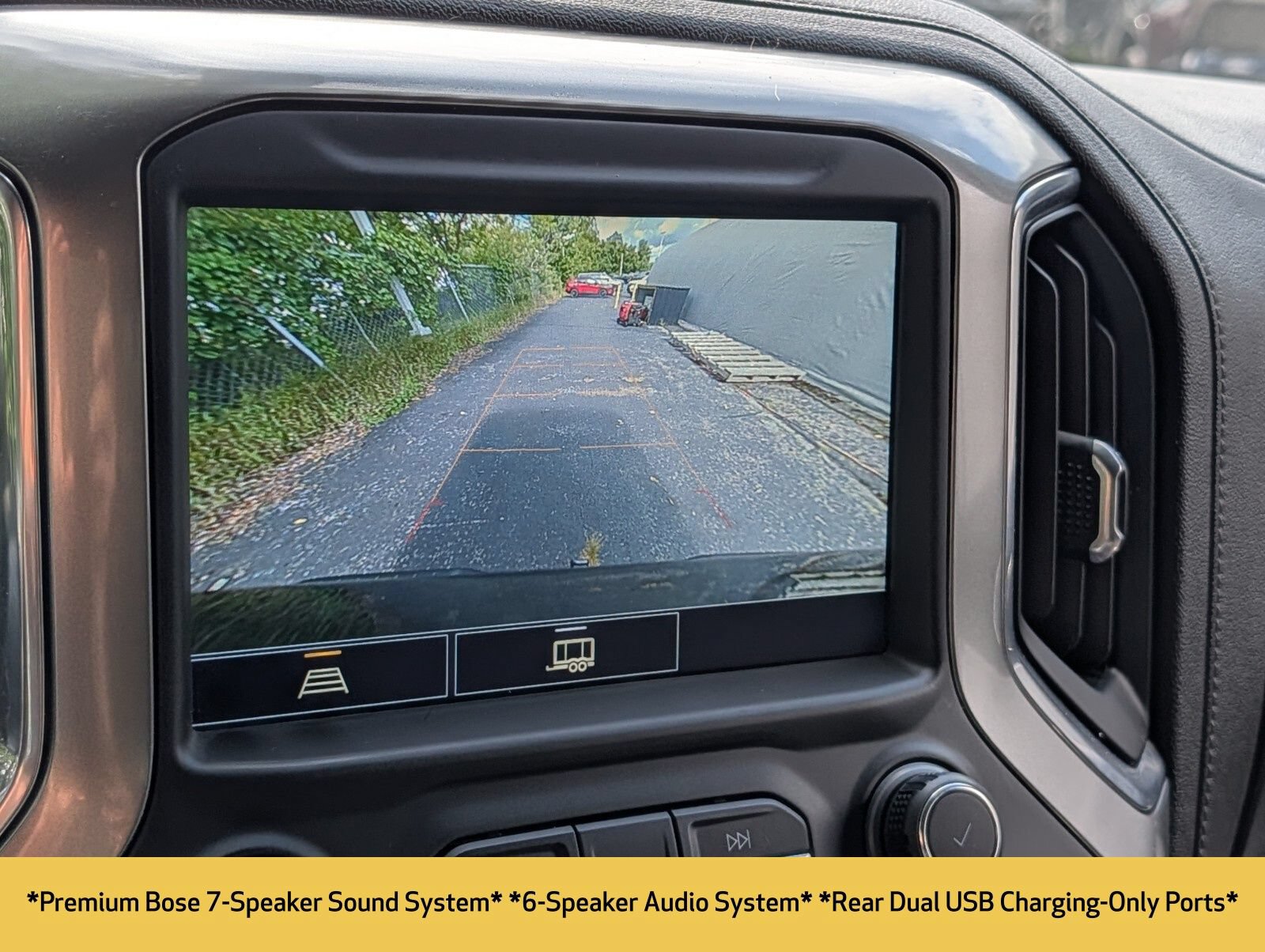 Used 2021 Chevrolet Silverado 1500 LT Trail Boss w/ Convenience Package II AWD/4WD image 9