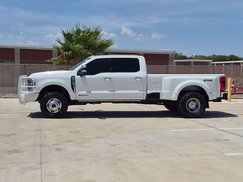 Used 2024 Ford F350 Platinum AWD/4WD image 9