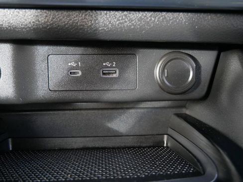 Certified 2022 Nissan Rogue SV image 20