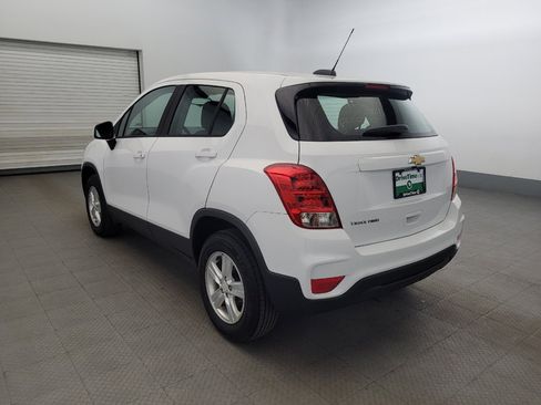 Used 2017 Chevrolet Trax LS AWD/4WD image 5