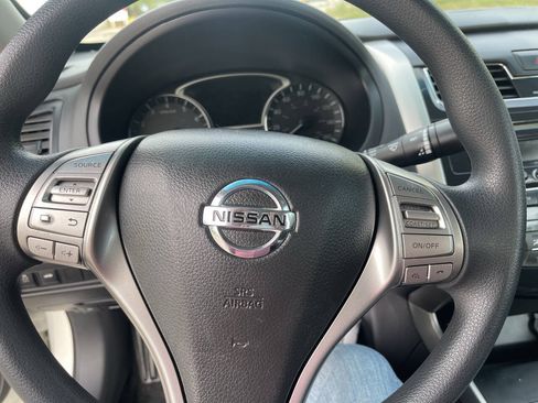 Used 2015 Nissan Altima 2.5 S FWD image 19