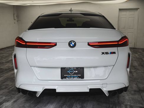 Used 2021 BMW X6 M AWD/4WD image 5