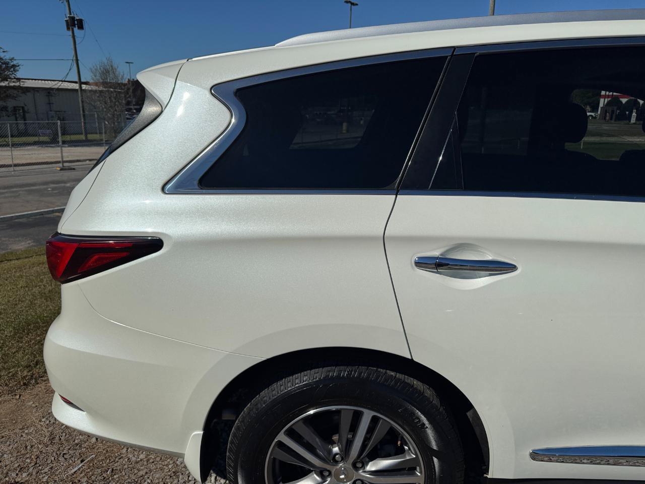 Used 2020 INFINITI QX60 Luxe w/ Essential Package AWD/4WD image 9