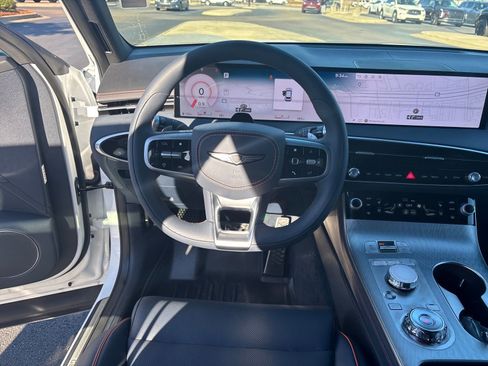 Used 2026 Genesis GV70 2.5T Sport Prestige image 13