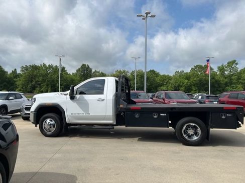 Used 2024 GMC Sierra 3500 SLE w/ SLE Convenience Package AWD/4WD image 6