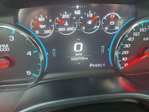 Used 2019 GMC Sierra 2500 Denali w/ Duramax Plus Package AWD/4WD image 30