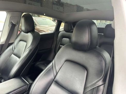 Used 2021 Tesla Model Y Long Range image 20
