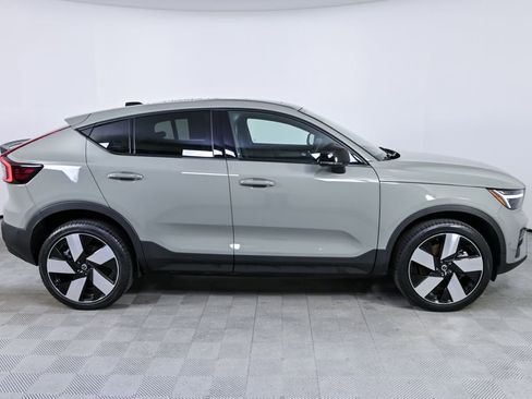 Used 2023 Volvo C40 P8 Recharge Ultimate w/ Protection Package Premier image 29