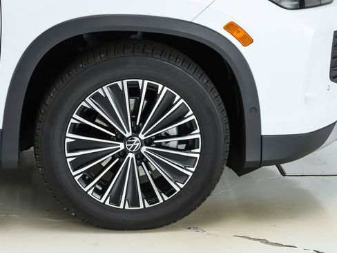 New 2026 Volkswagen Tiguan S image 51