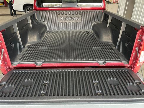 Used 2019 Nissan Frontier SV image 25