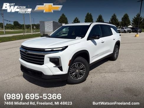 New 2026 Chevrolet Traverse LT w/ Driver Confidence Package AWD/4WD image 1