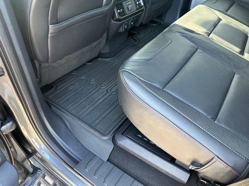 Used 2025 Ford F150 Raptor AWD/4WD image 36