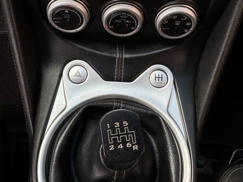 Used 2014 Nissan 370Z Coupe w/ Sport Package image 33