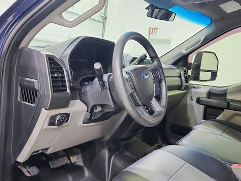 Used 2019 Ford F250 XL w/ STX Appearance Package AWD/4WD image 10