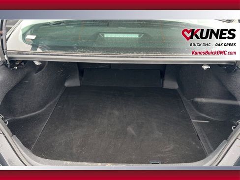 Used 2025 Toyota Camry LE FWD image 28