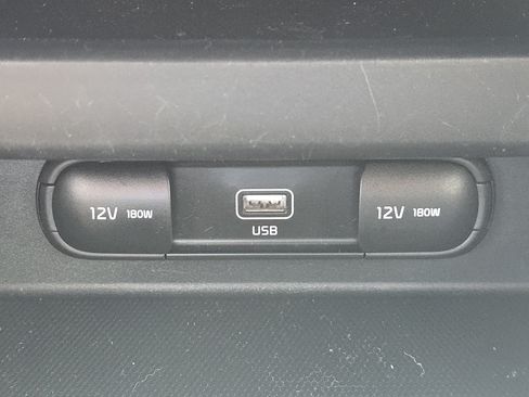 Used 2023 Kia Seltos LX AWD/4WD image 13