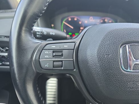 Used 2024 Honda Accord Sport image 17