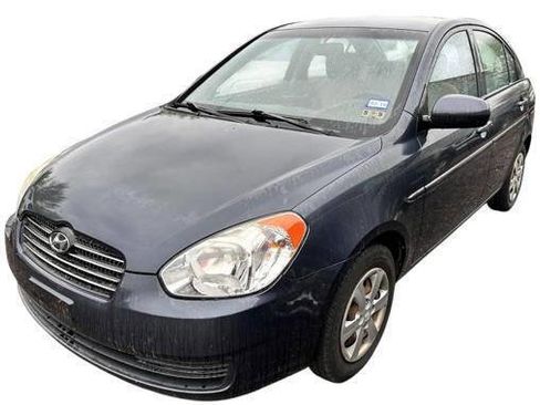 Used 2010 Hyundai Accent GLS FWD image 1
