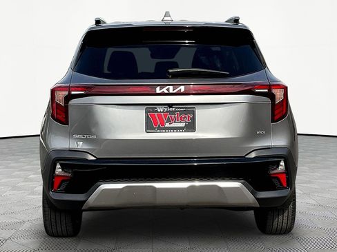 Used 2024 Kia Seltos SX w/ SX Sunroof Package AWD/4WD image 5