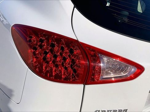 Used 2016 INFINITI QX50 Base w/ Deluxe Touring Package image 40