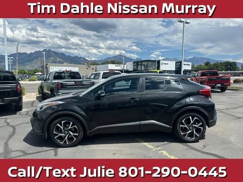 Used 2019 Toyota C-HR XLE FWD image 7