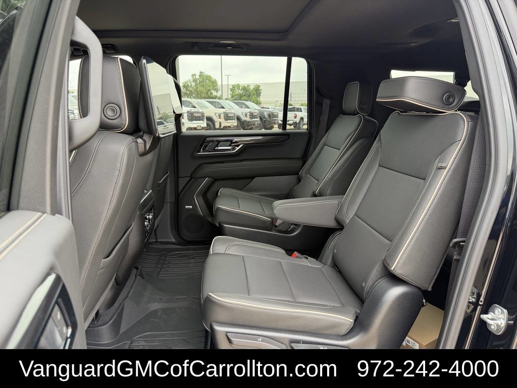 New 2026 GMC Yukon XL Elevation w/ Elevation Premium Package AWD/4WD image 25