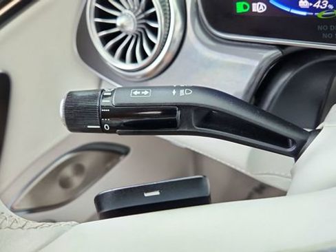 Used 2023 Mercedes-Benz EQE 350+ Sedan image 40