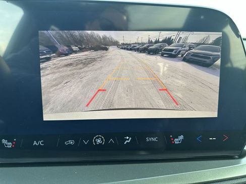 New 2026 Chevrolet Traverse LT w/ Sun and Wheel Package image 16