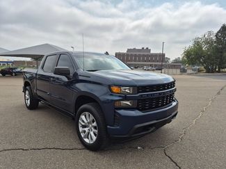 Used 2021 Chevrolet Silverado 1500 Custom w/ LPO, Dark Essentials Package AWD/4WD video 3
