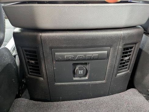 Used 2018 RAM 1500 Lone Star RWD image 11