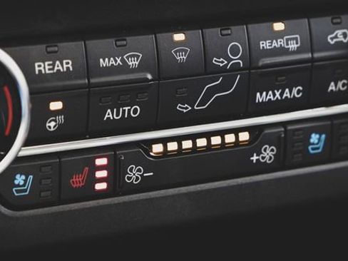 Used 2020 Ford Expedition Max Platinum AWD/4WD image 9