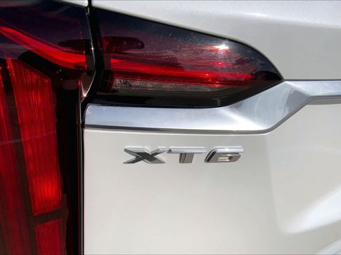 Certified 2024 Cadillac XT6 Luxury FWD image 31