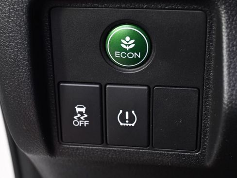 Used 2018 Honda HR-V EX image 21