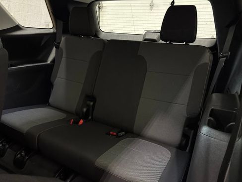 Used 2020 Chevrolet Traverse LT AWD/4WD image 34