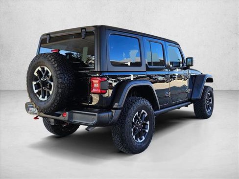 Used 2024 Jeep Wrangler Unlimited Rubicon w/ Safety Group image 5