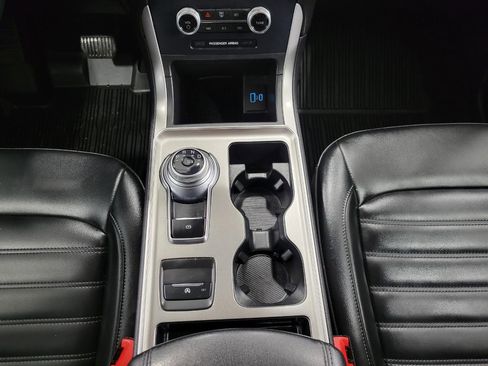 Used 2023 Ford Edge SEL w/ Convenience Package image 16